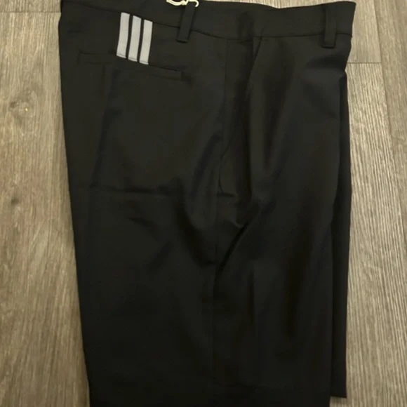 Adidas ADI Black and gray Golf Shorts Mens size 30 NWT - Picture 1 of 4